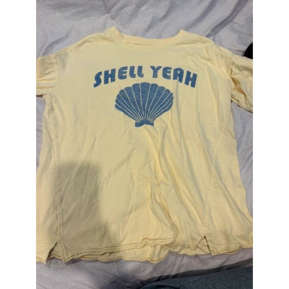 Tee shirt